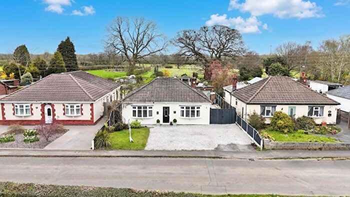 2 Bedroom Detached Bungalow For Sale In Weston Lane, Basford, CW2