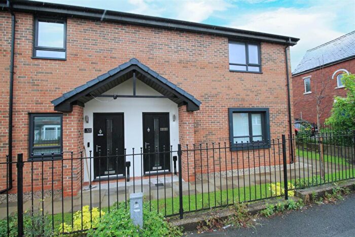 1 Bedroom Apartment For Sale In Hyde Road, Denton, Manchester, M34