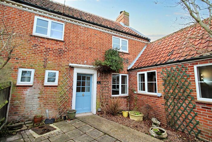 2 Bedroom Cottage For Sale In Back Street, Horsham St. Faith, NR10