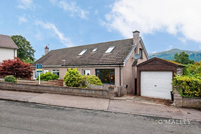 4 Bedroom Semi-Detached House For Sale In Arnswell, Sauchie, Alloa, FK10