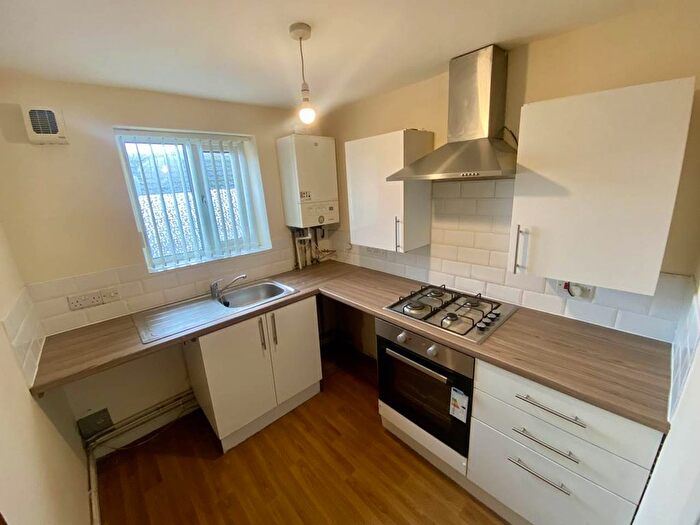 2 Bedroom Flat To Rent In Brockley Court, St Helens Avenue, Brynmill, Swansea, SA1