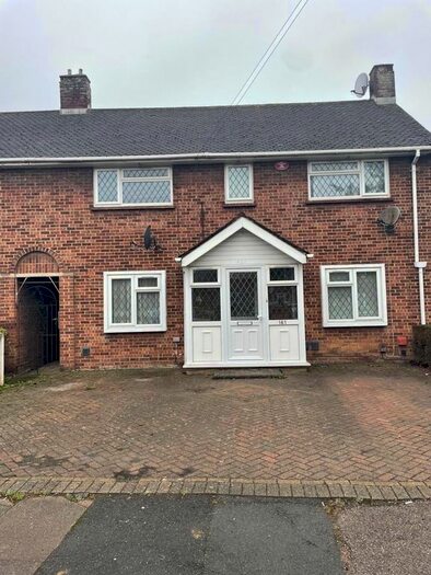 4 Bedroom Terraced House To Rent In Clare Road, Staines, TW19