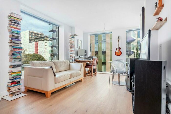 1 Bedroom Apartment To Rent In Goodchild Road, London, N4