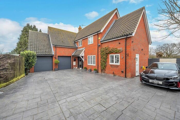 5 Bedroom Detached House For Sale In Mendlesham Green, Stowmarket, IP14