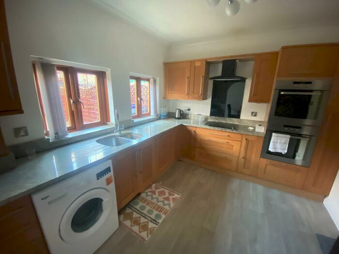 3 Bedroom House To Rent In King William Street, Portsmouth, PO1