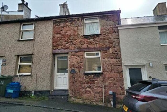 1 Bedroom Terraced House To Rent In Snowdon Street, Caernarfon, LL55