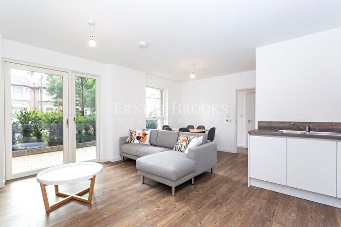 3 Bedroom Apartment To Rent In Ron Leighton Way, East Ham, London, E6