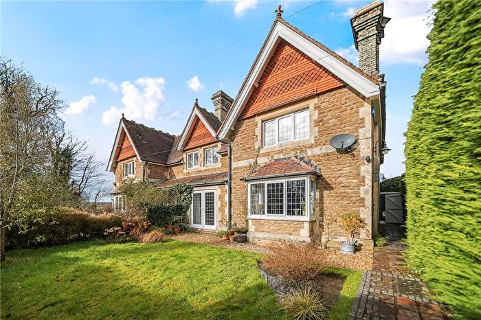 3 Bedroom Semi-Detached House For Sale In Lower Froyle, Alton, Hampshire, GU34