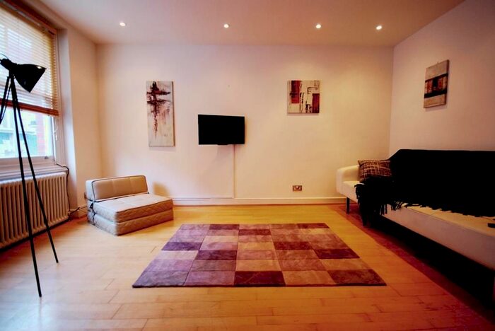 1 Bedroom Flat To Rent In Old Compton Street, London, W1D