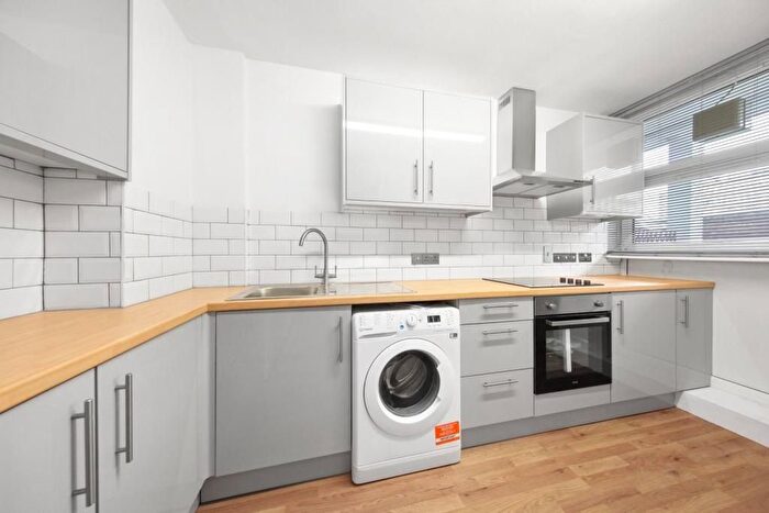 4 Bedroom Flat To Rent In Munster Square, Euston, NW1