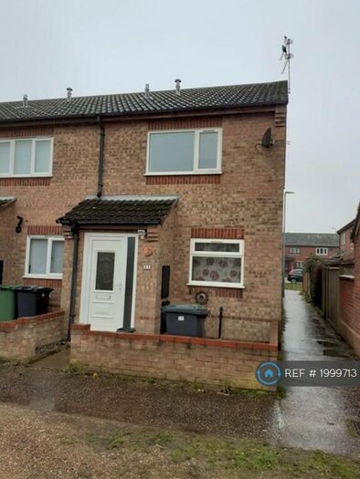 2 Bedroom Semi-Detached House To Rent In Burgess Close, Caister-On-Sea, Great Yarmouth, NR30