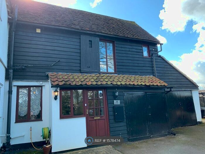 2 Bedroom Semi-Detached House To Rent In Hoppit Mead, Braintree, CM7