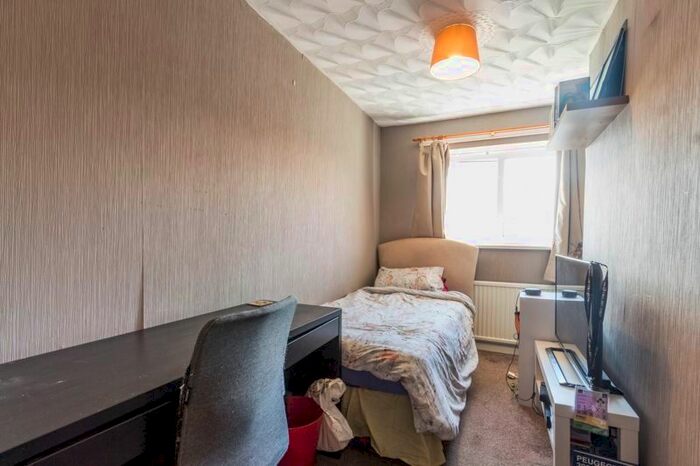 3 Bedroom Terraced House For Sale In Monnow Way, Bettws, Newport, NP20