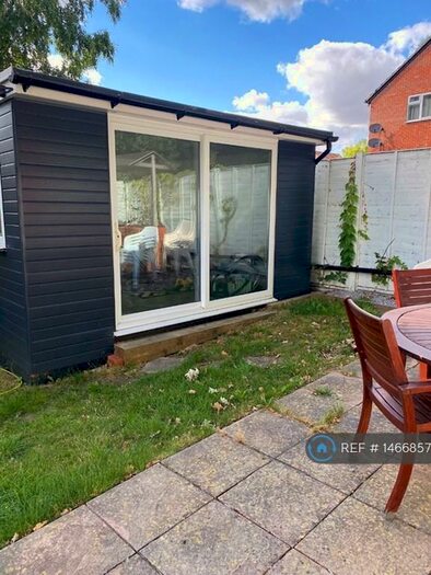 1 Bedroom Maisonette To Rent In Willow Tree Glade, Reading, RG31
