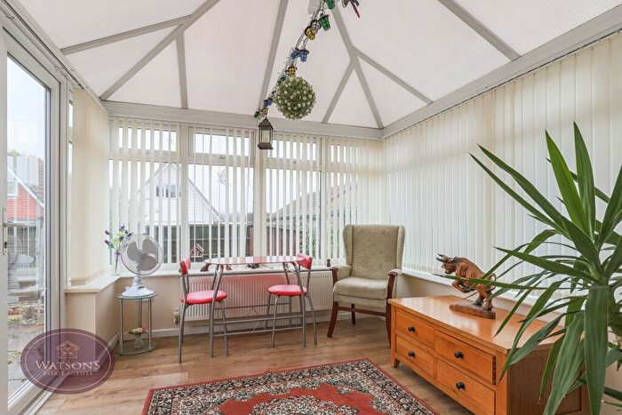 2 Bedroom Detached Bungalow For Sale In Boatmans Close, Ilkeston, DE7