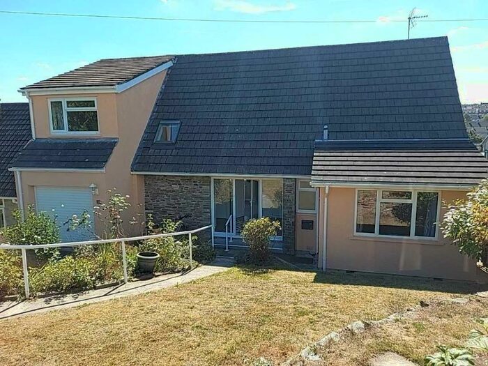 4 Bedroom Detached House To Rent In , PL12