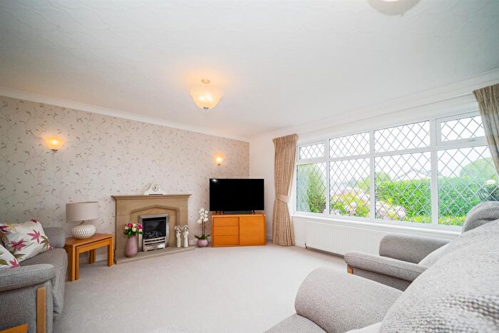 3 Bedroom Detached Bungalow For Sale In Fairfield Drive, Burnley, BB10
