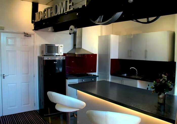 1 Bedroom Flat To Rent In Princes Avenue, Hull, HU5