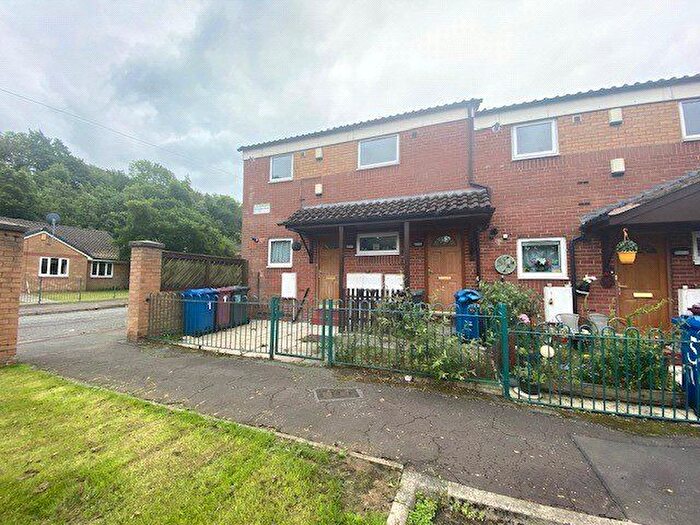 1 Bedroom Flat For Sale In Rimington Close, Blackburn, Lancashire, BB2