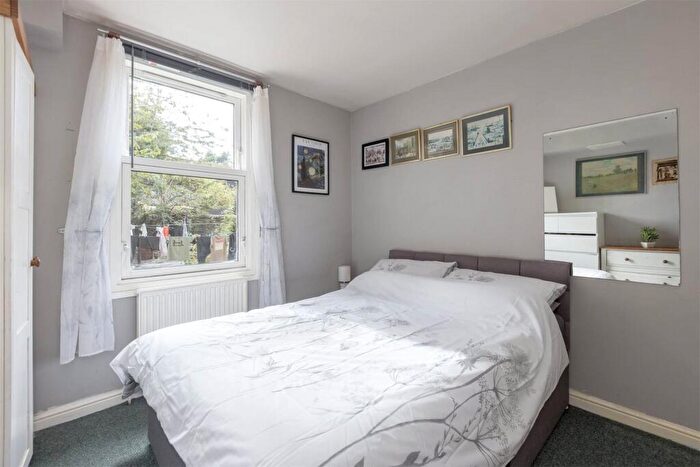 1 Bedroom Flat For Sale In Kirkwood Place, Meadowbank, Edinburgh, EH7