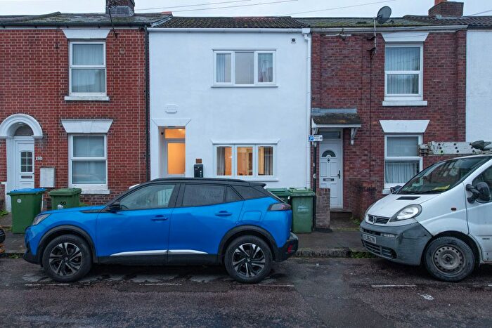 2 Bedroom Flat To Rent In Building, Argyll Road, London, SE18