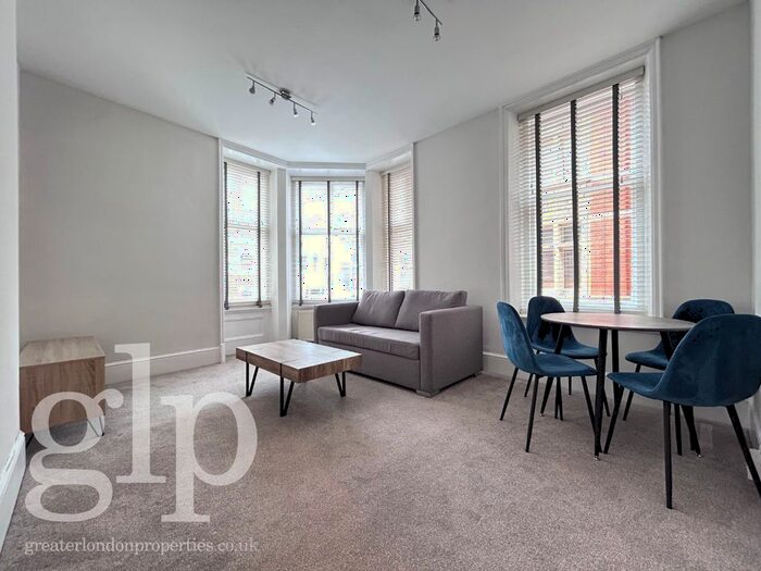 1 Bedroom Flat To Rent In Charing Cross Road, London, WC2H