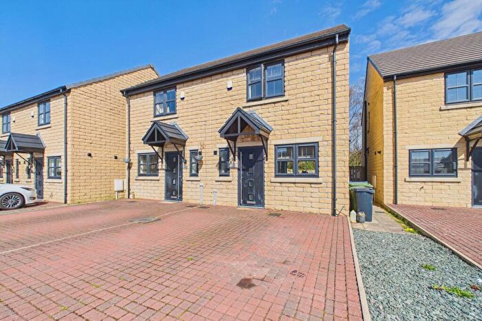 2 Bedroom Semi Detached House For Sale In Potters Meadow, Workington, CA14