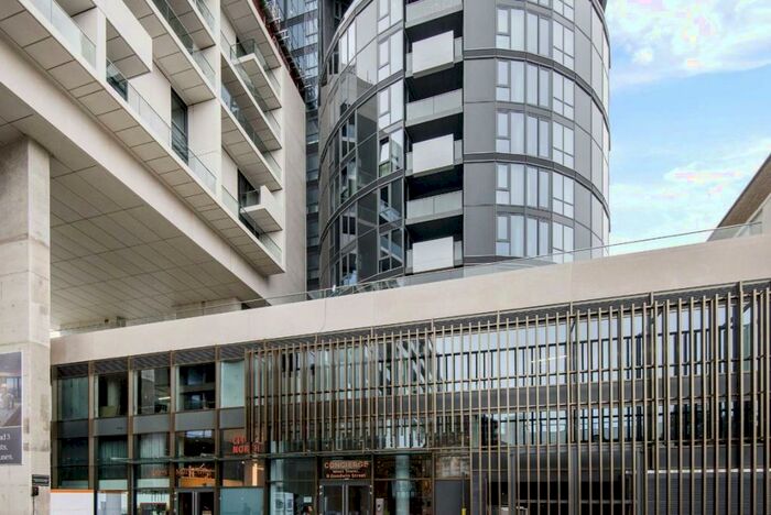 2 Bedroom Flat To Rent In Goodwin Street, London, N4