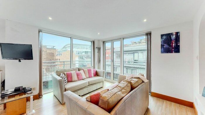 3 Bedroom Flat To Rent In Saffron Hill, London, EC1N