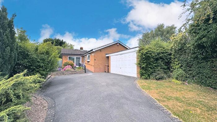 3 Bedroom Bungalow For Sale In St. Nicholas Close, Allestree, Derby, DE22