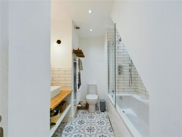 3 Bedroom Terraced House For Sale In Woodville Road, Walthamstow, London, E17