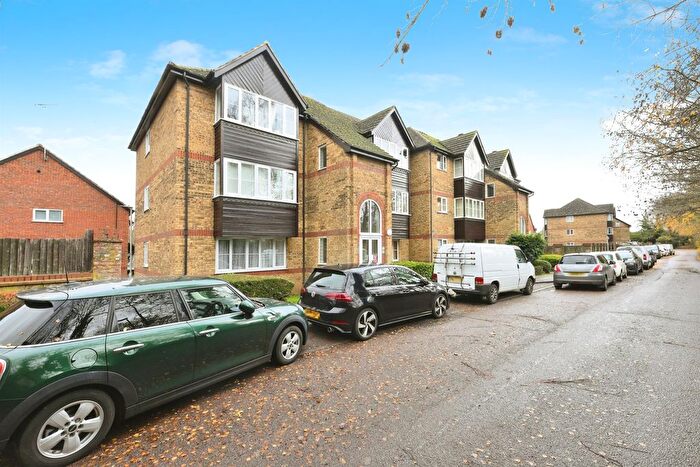 2 Bedroom Flat For Sale In River Meads, Stanstead Abbotts, Ware, SG12