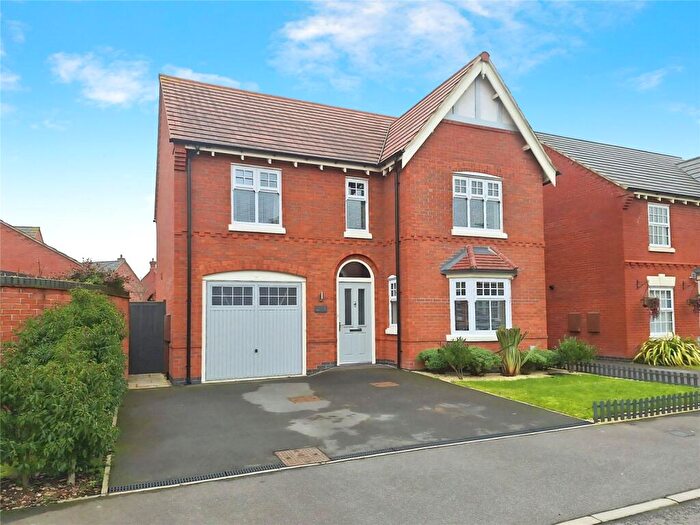 4 Bedroom Detached House For Sale In Gilliflower Way, Nuneaton, Warwickshire, CV11