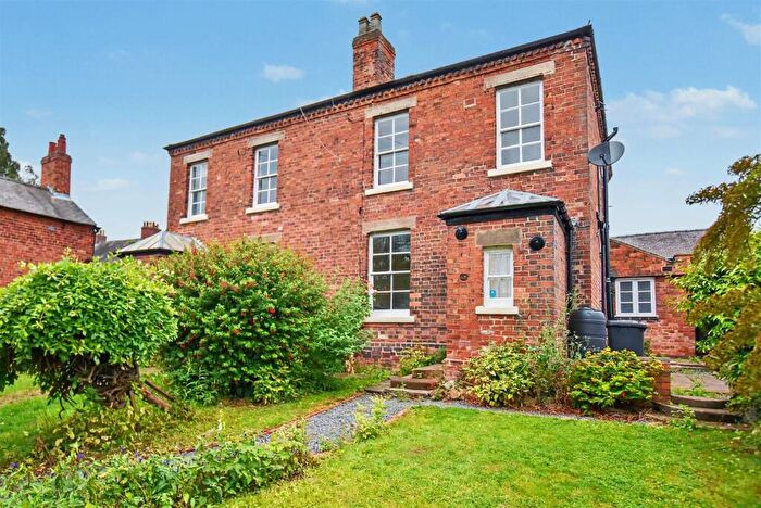 3 Bedroom Semi-Detached House For Sale In The Settlement, Ockbrook, Derby, DE72