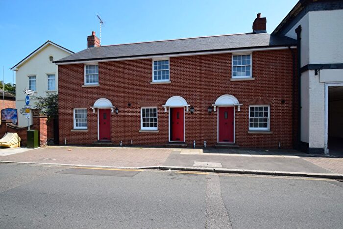 2 Bedroom Cottage To Rent In North Street, Rochford, SS4