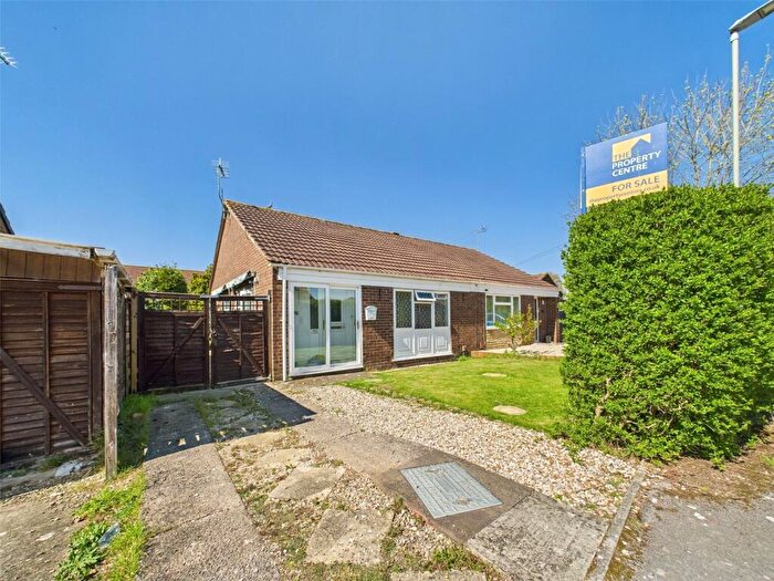 2 Bedroom Bungalow For Sale In Courtfield Road, Quedgeley, Gloucester, Gloucestershire, GL2