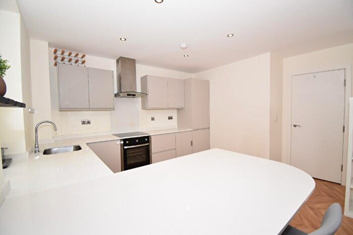 2 Bedroom Apartment To Rent In Ellerby Road, Leeds, West Yorkshire, LS9