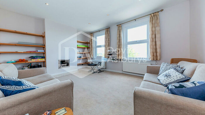 1 Bedroom Apartment To Rent In Dagmar Road, Alexandra Palace, London, N22