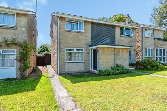 3 Bedroom Terraced House For Sale In Pine Close, Corsham, SN13