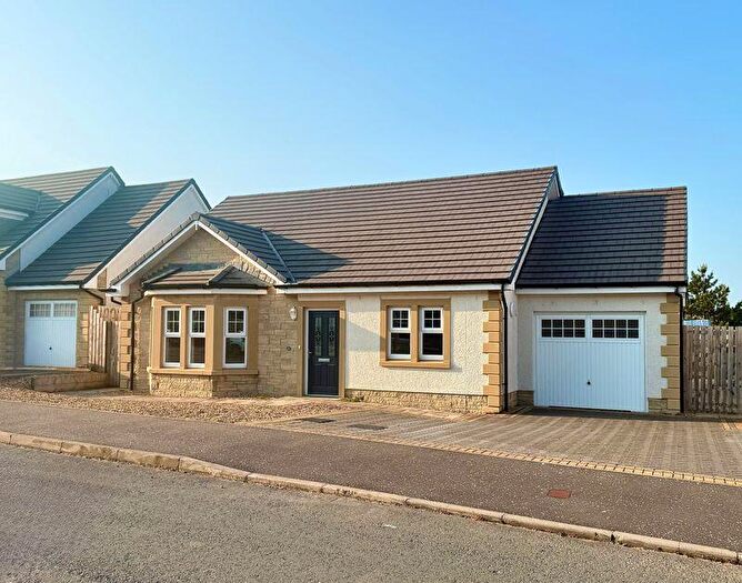 2 Bedroom Detached Bungalow For Sale In Dauner Way, Cumnock, KA18