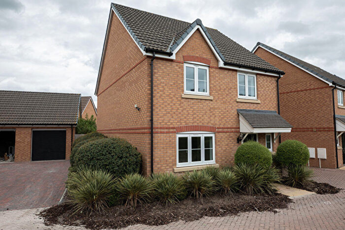 4 Bedroom Detached House To Rent In Lilburn Avenue, Royston, SG8