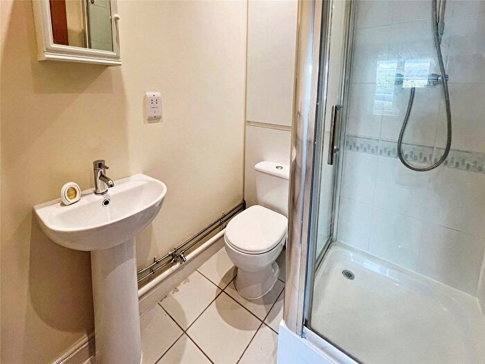 2 Bedroom Flat To Rent In Bravery Court, Liverpool, Merseyside, L19