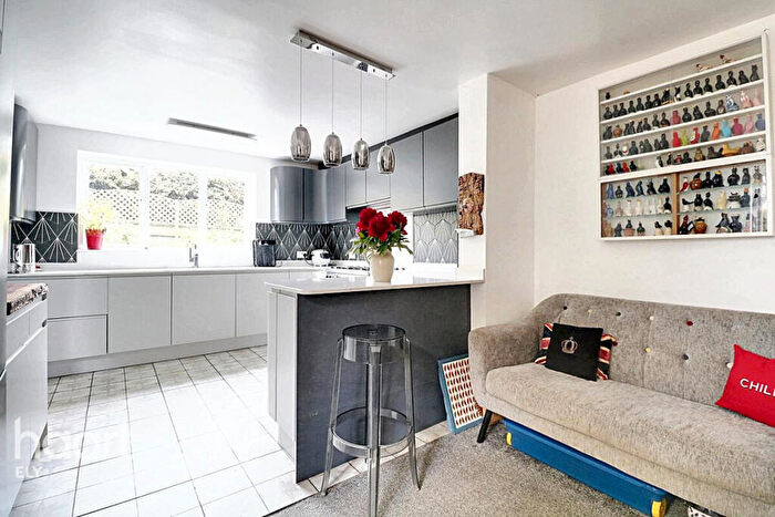 3 Bedroom Detached House For Sale In Padnal Bank, Prickwillow, Ely, CB7