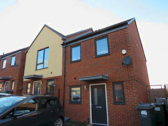 2 Bedroom Semi-Detached House To Rent In Ludlow Close, Oldbury, B69