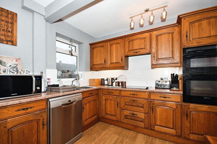 2 Bedroom Semi-Detached House For Sale In Earl Sterndale, Buxton, SK17