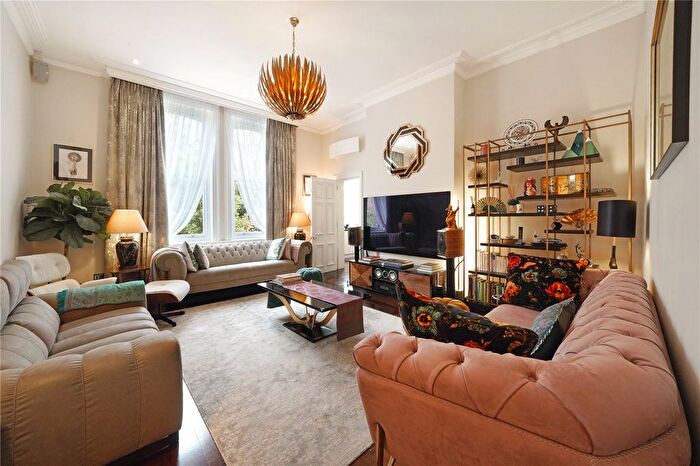 4 Bedroom Flat For Sale In Finchley Road, Hampstead, NW3