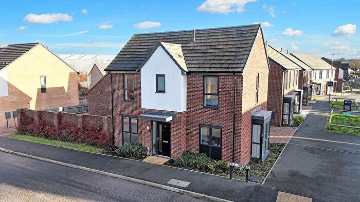 3 Bedroom Detached House For Sale In Fell Avenue, Newcastle, ST5