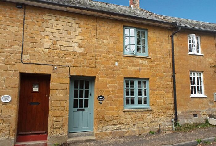 1 Bedroom Property To Rent In South Street, Hinton St. George, TA17