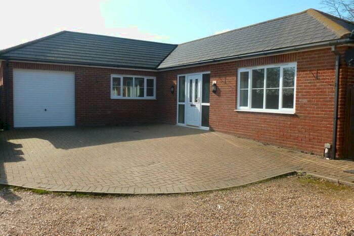 3 Bedroom Detached Bungalow To Rent In Green Lane, Christchurch, PE14