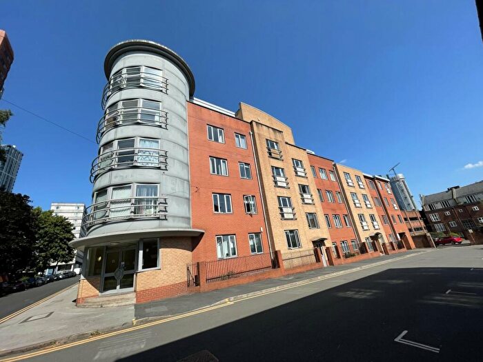 2 Bedroom Flat To Rent In Broadwalk, Upper William Street, Birmingham, West Midlands, B1
